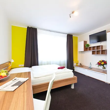 Novum Aviva Neue Messe Hotel 4*