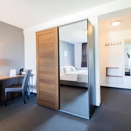 Novum Aviva Neue Messe Hotel