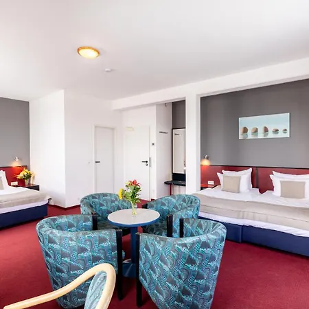 Novum Aviva Neue Messe Hotel 4*