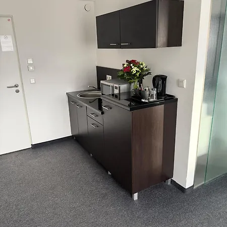 Hotel Novum Aviva Neue Messe 4*